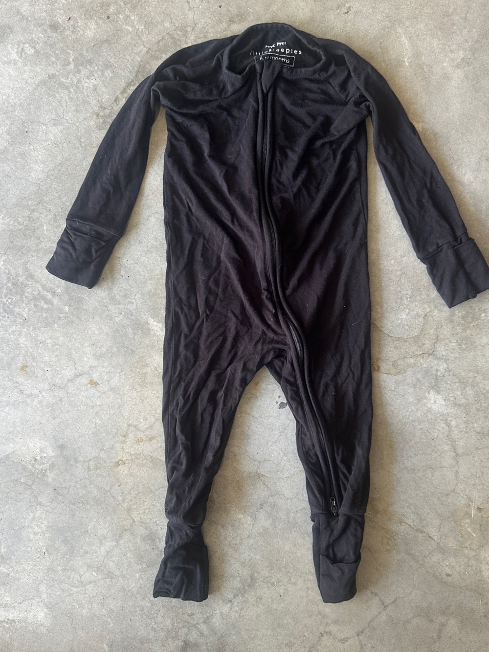 Little sleepies classic black long sleeve and shorty onesies- 6-12m